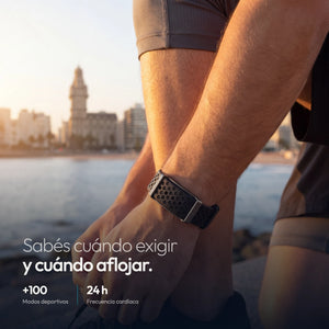 AURA en la rambla de Montevideo